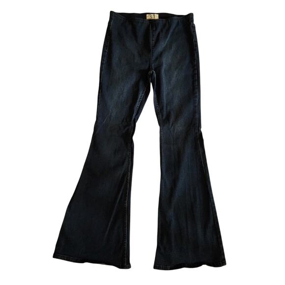 We The Free Denim - Free People We The Free Flared Jeans Pull On Blue Denim Stretch Women's Size 31